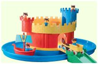 Двухуровневый замок с водным рвом�(Viking toys)